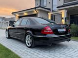 Mercedes-Benz E 55 AMG AMG - Mercedes-Benz AMG e55