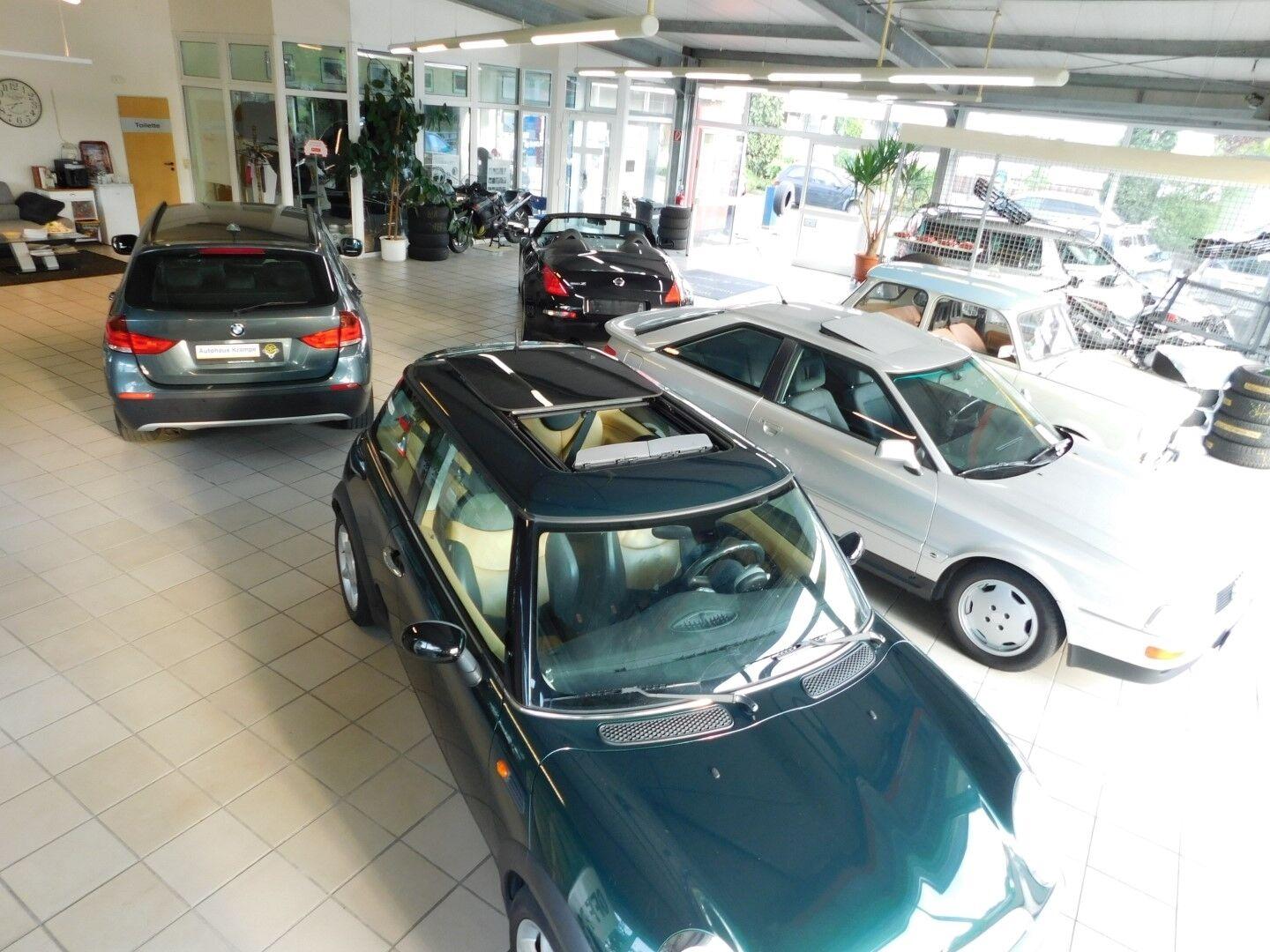 showroom-image-top