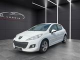 Peugeot 207 Premium / 5 TÜRE / AUTOMATIK / GEPFLEGT - gebrauchte Peugeot 207 aus dem Jahr 2010