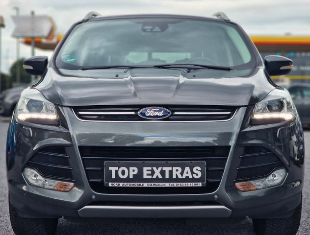 Ford Kuga 1.5 Titanium *NAVI*KAM*PANO*SITZH*TEMP*AHK*