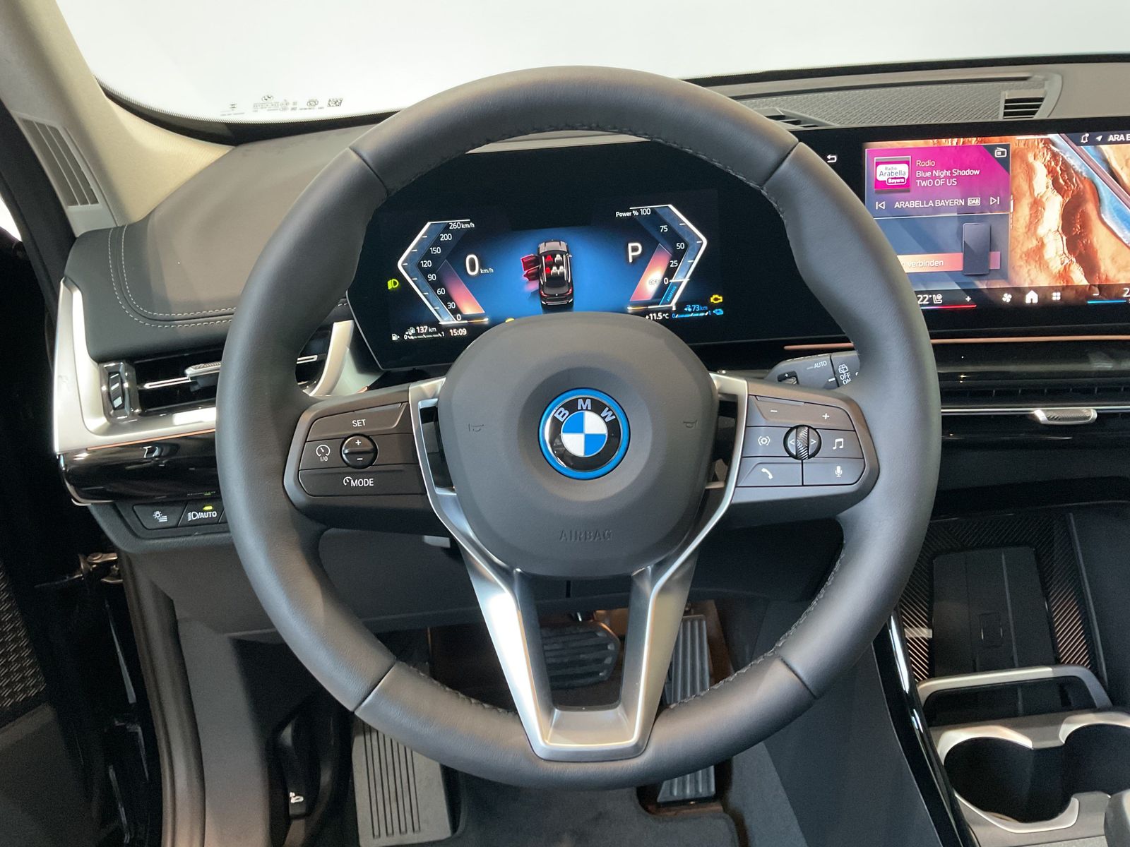 Fahrzeugabbildung BMW X1 xDrive25e Anhängerkupplung, Head-Up xLine