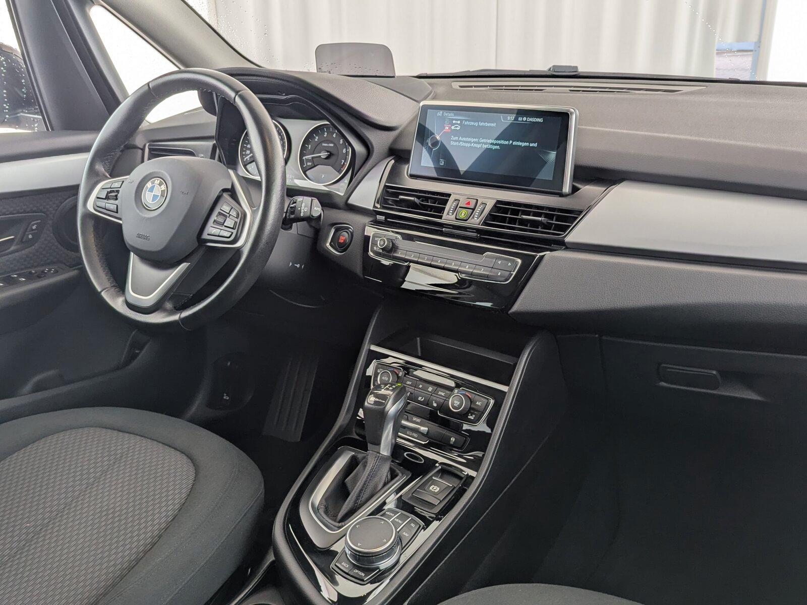 BMW 225xe AT Advantage LED+NAVI+SHZ+PDC+Autom./Klima