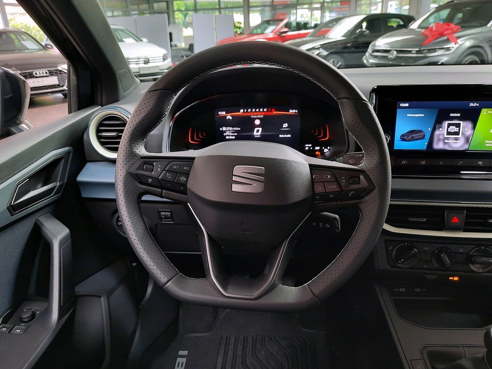 Fahrzeugabbildung SEAT Ibiza Facelift TSI Style *LED*Cam*Full-Link*PDC*