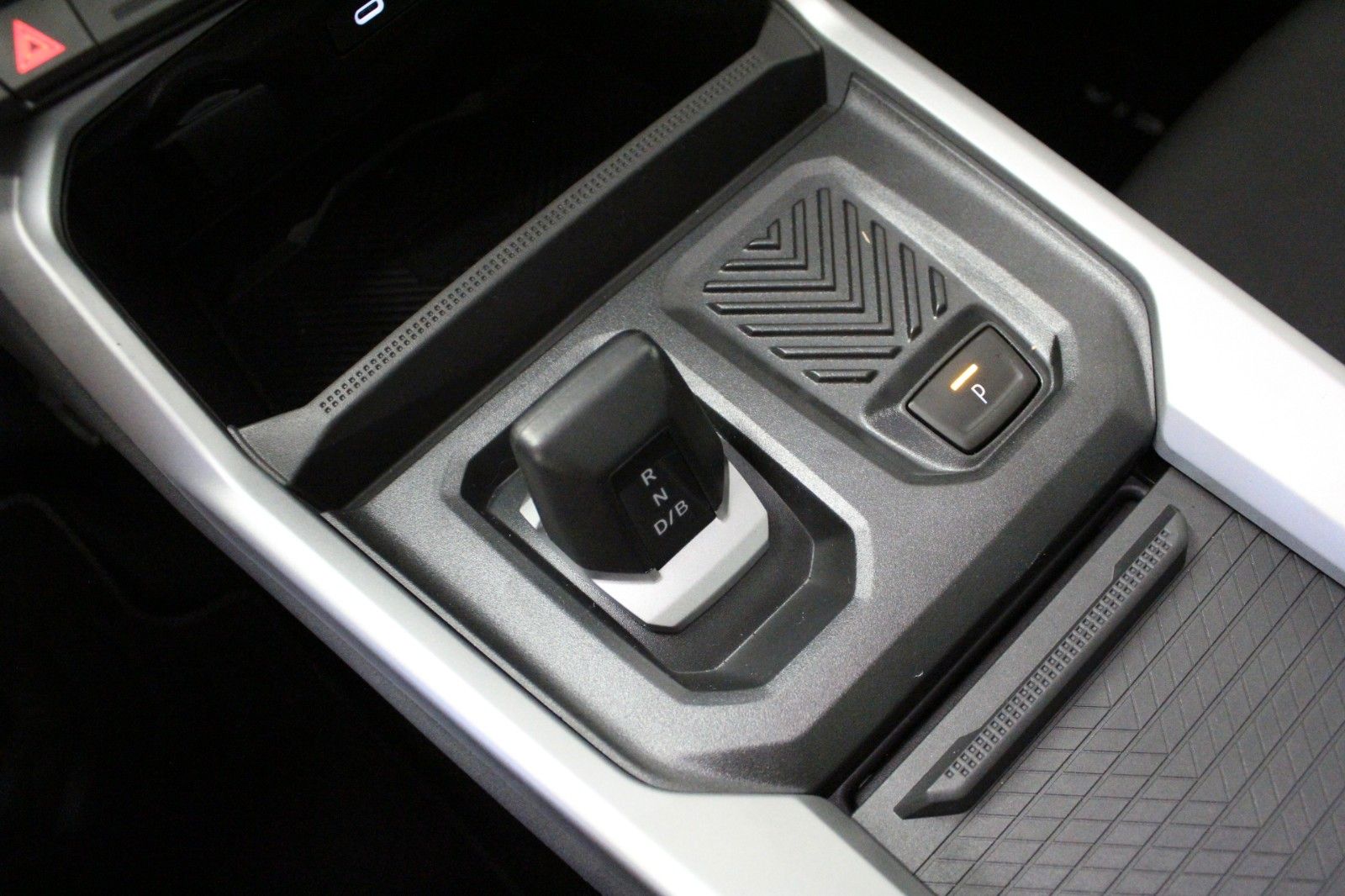 Fahrzeugabbildung Dacia Bigster Hybrid 155 Journey*Winter-Plus-Paket*