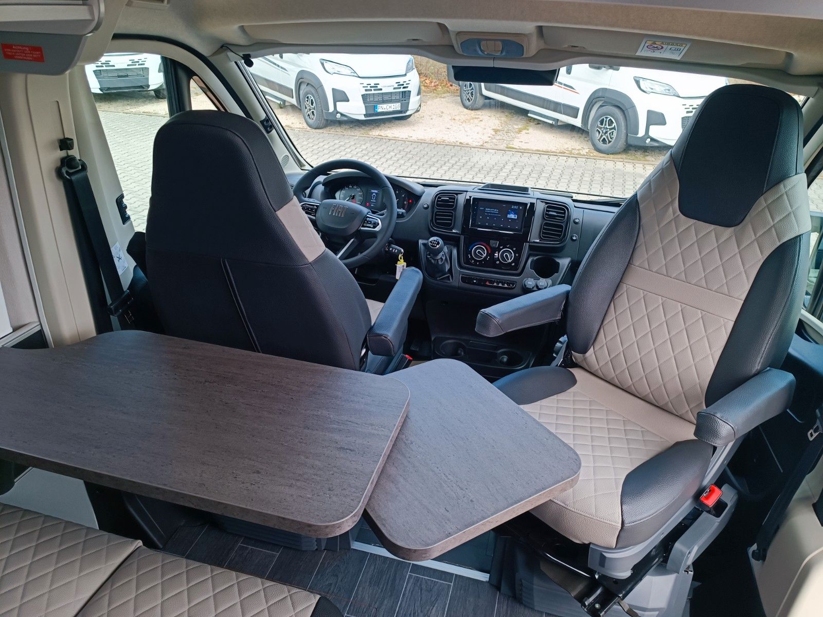 Fahrzeugabbildung Weinsberg CaraBus GREY 540 MQ EDITION [FIRE] *Sitzheizung