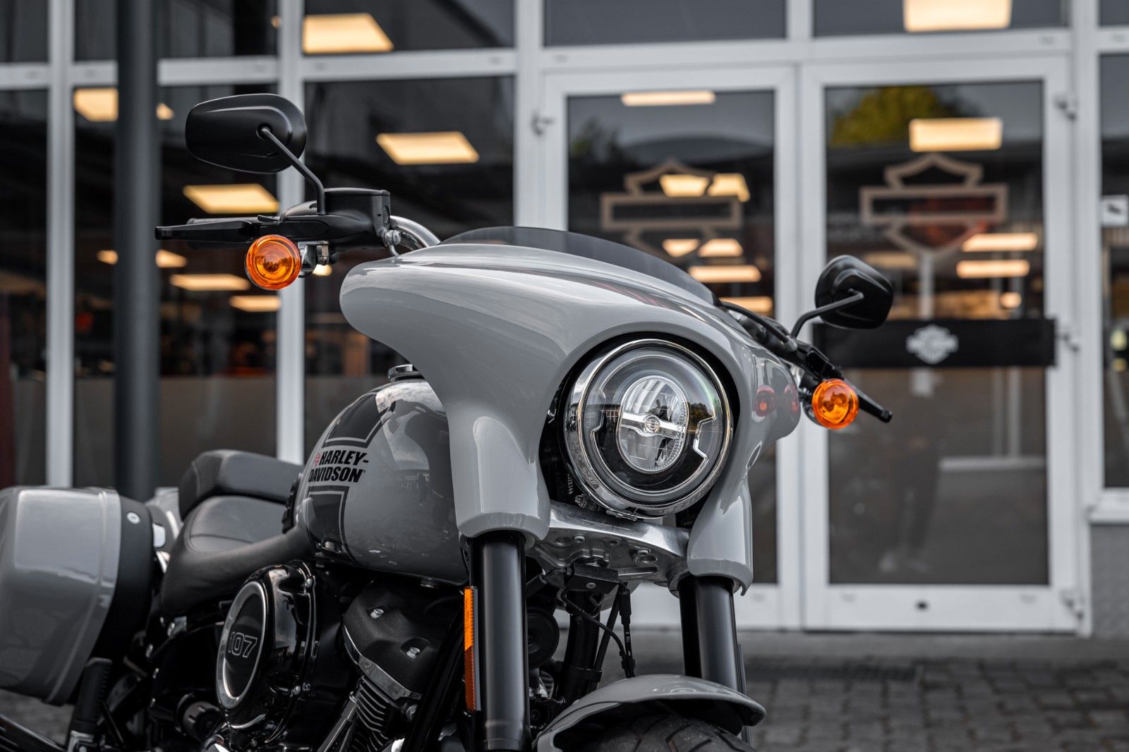 Fahrzeugabbildung Harley-Davidson FLSB Sport Glide Softail - JEKILL & HYDE