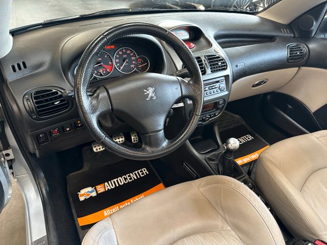 Peugeot 206 Cabriolet CC Platinum *TÜV NEU* Alu*Navi*