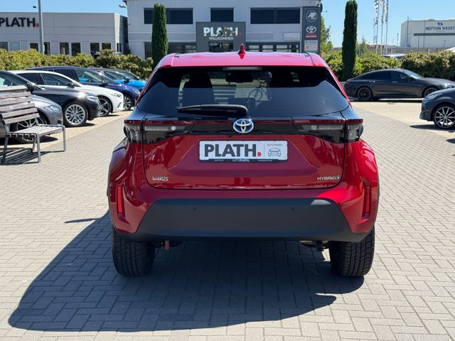 Toyota Yaris Cross Hybrid FWD Team Deutschland
