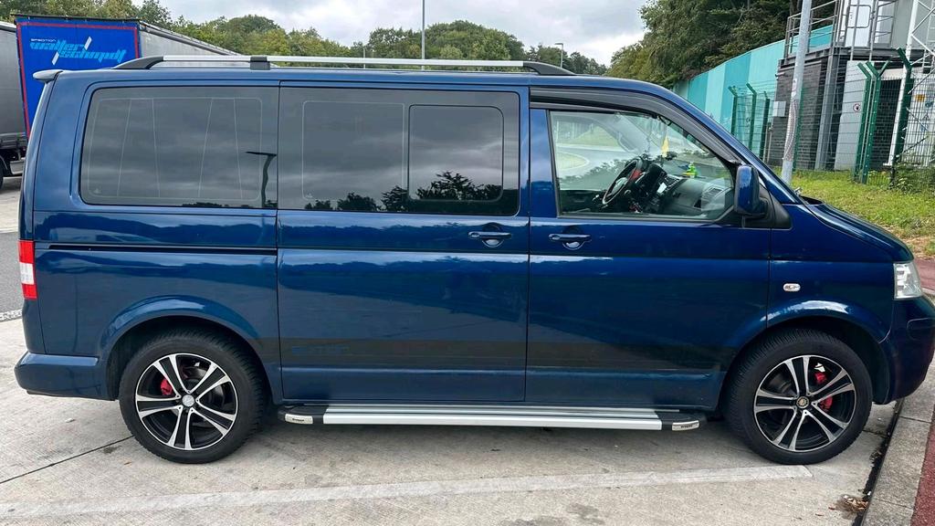 Volkswagen T5 Caravelle