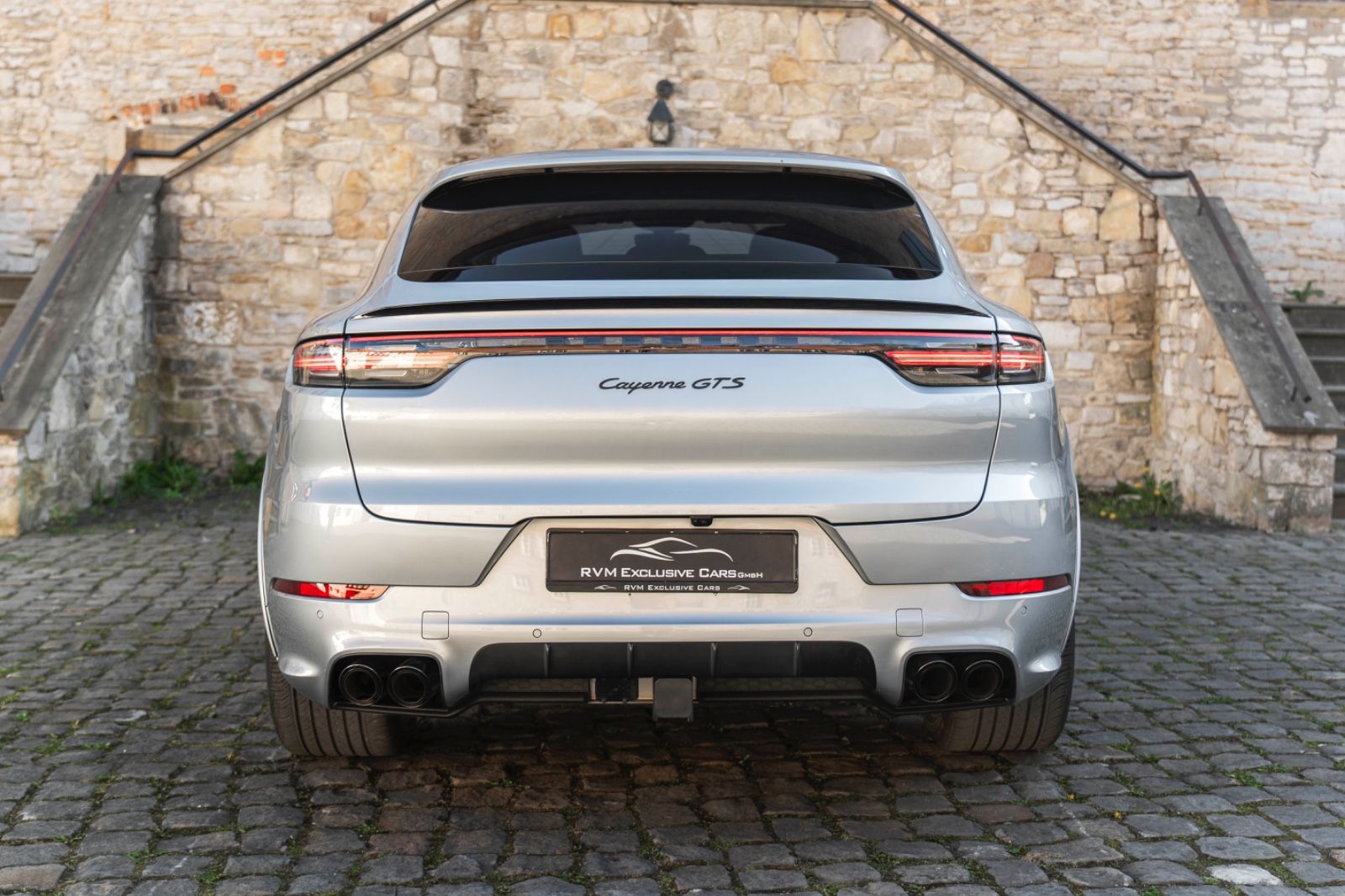 Fahrzeugabbildung Porsche Cayenne Coupe GTS LED HUD PASM 360° BOSE CHRONO