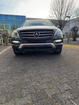 Mercedes-Benz ML 350 BlueTEC 4MATIC - AIRMATIC - Mercedes-Benz ML-Klasse von privat