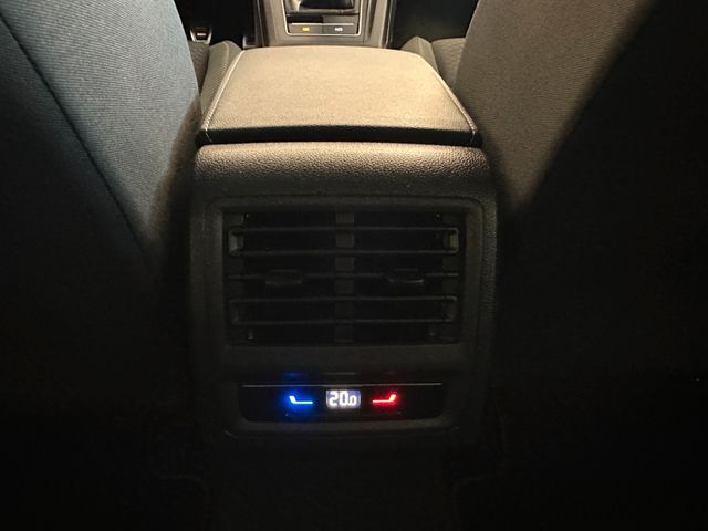 MYAUTOCENTER – Gebraucht- und Jahreswagen mit Werkstattservice in Pfaffenhofen Volkswagen Golf VIII Variant *Parkass.*LED*Virtuel*AHK*