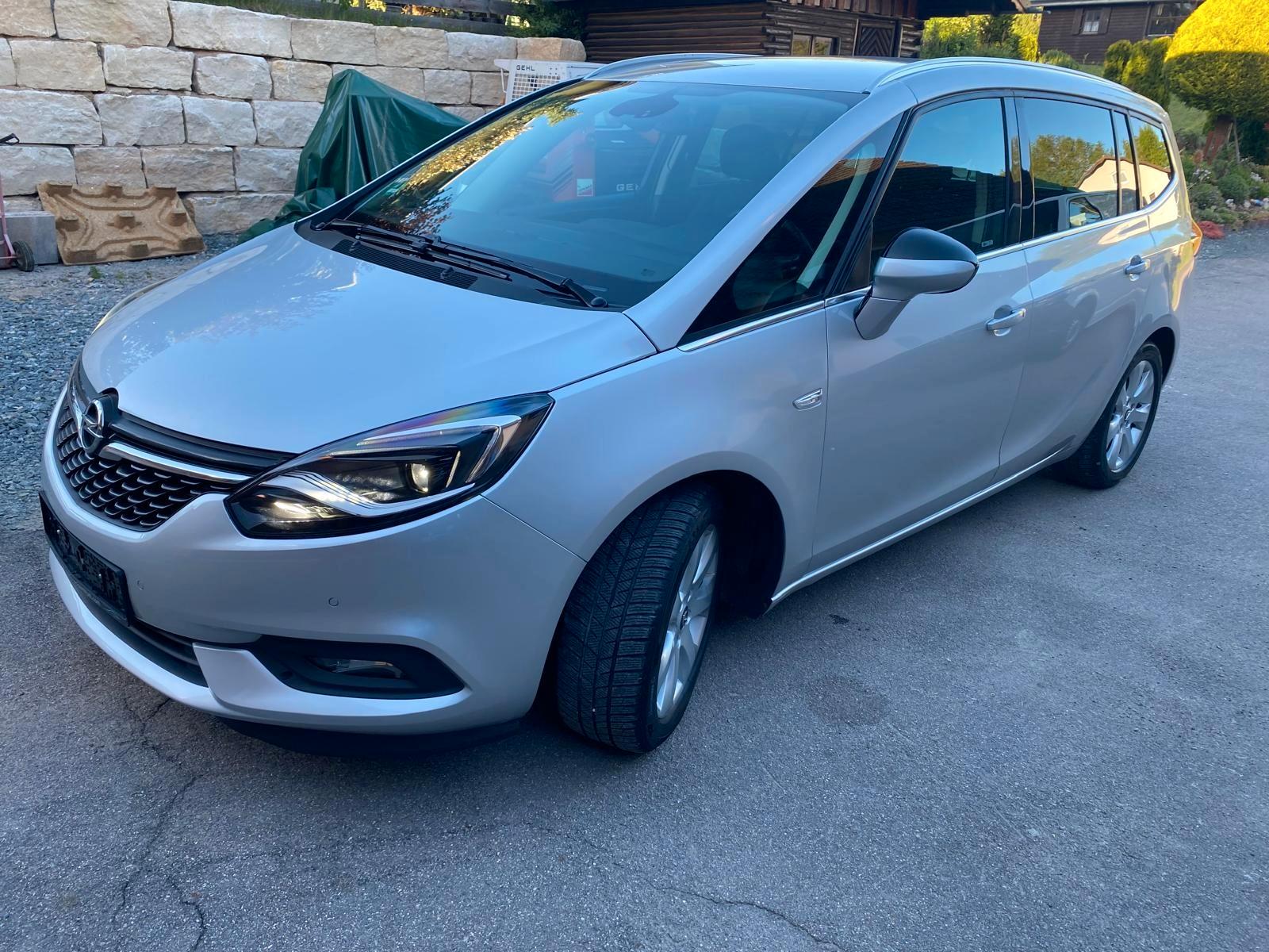 Opel Zafira C Tourer Business Innovation