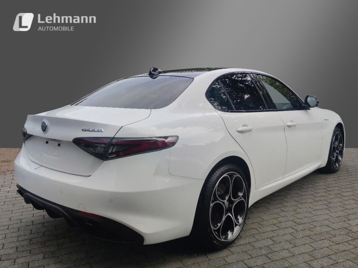 Fahrzeugabbildung Alfa Romeo Giulia 2.0Turbo Q4 Veloce +HARMAN/KARDON+PANORAM