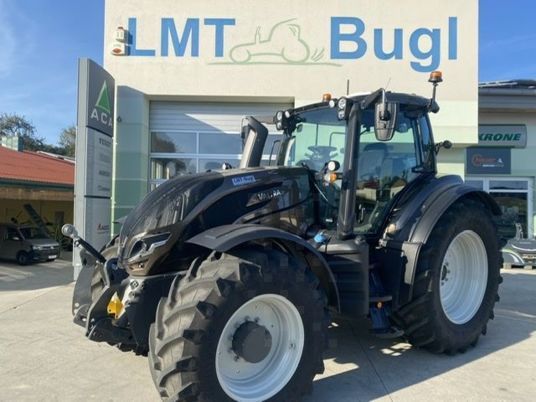 Valtra T235 Direct mit Rüfa Miettraktor