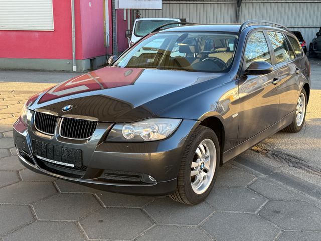 BMW 318 Baureihe 3 Touring 318i*SITZHEIZUNG*TÜV-NEU!