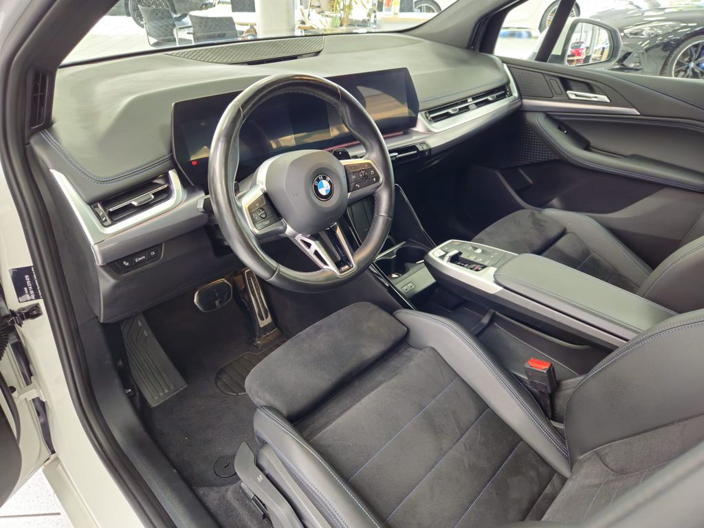 BMW 218 Active Tourer M Sport*LED*PANO*KEYL*ACC*TOTW