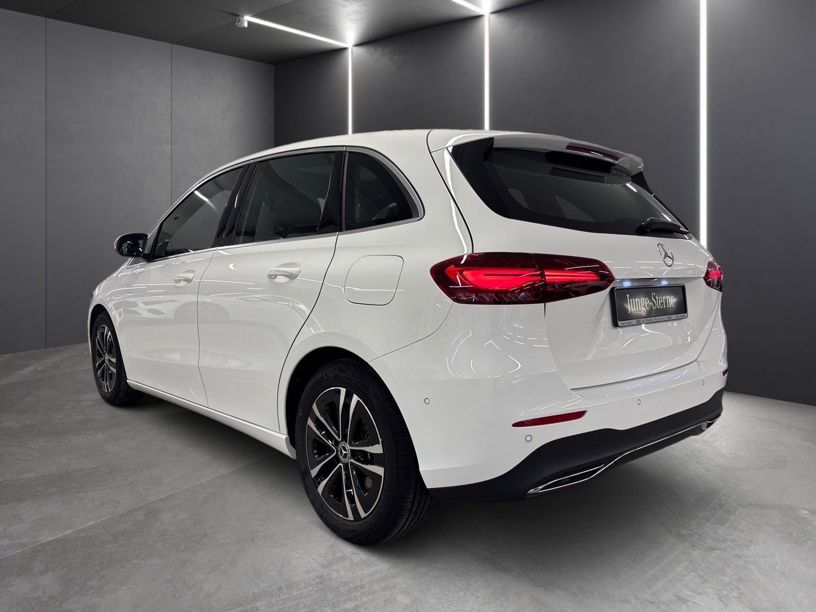 Fahrzeugabbildung Mercedes-Benz B 200 Progressive*STDHZG*Pano*LED*Kamera*Carplay