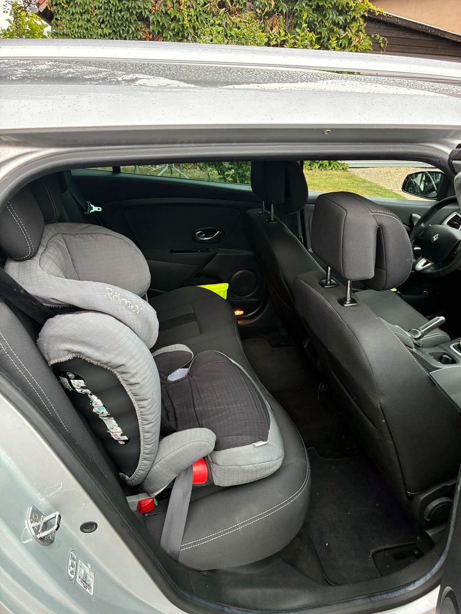 Renault Megane 2011 — двигун 131 HP (96kW)