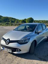 Renault Clio IV 1.2 16V | TÜV NEU (04/2028) - Renault Clio: 2.0