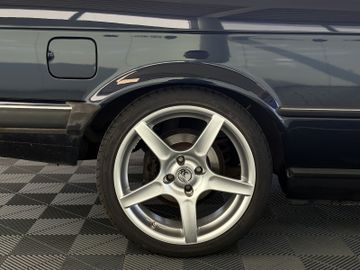 BMW 320i CABRIO VFL HARDTOP WINDSCHOTT 2.HAND