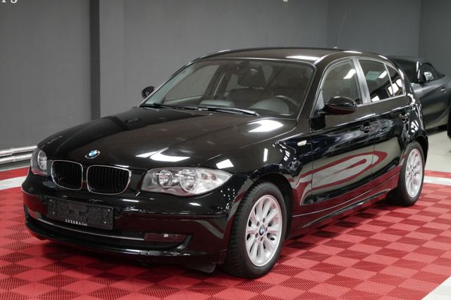 BMW 118i Lim. Advantage NAVI PROF. AHK PDC LEDER