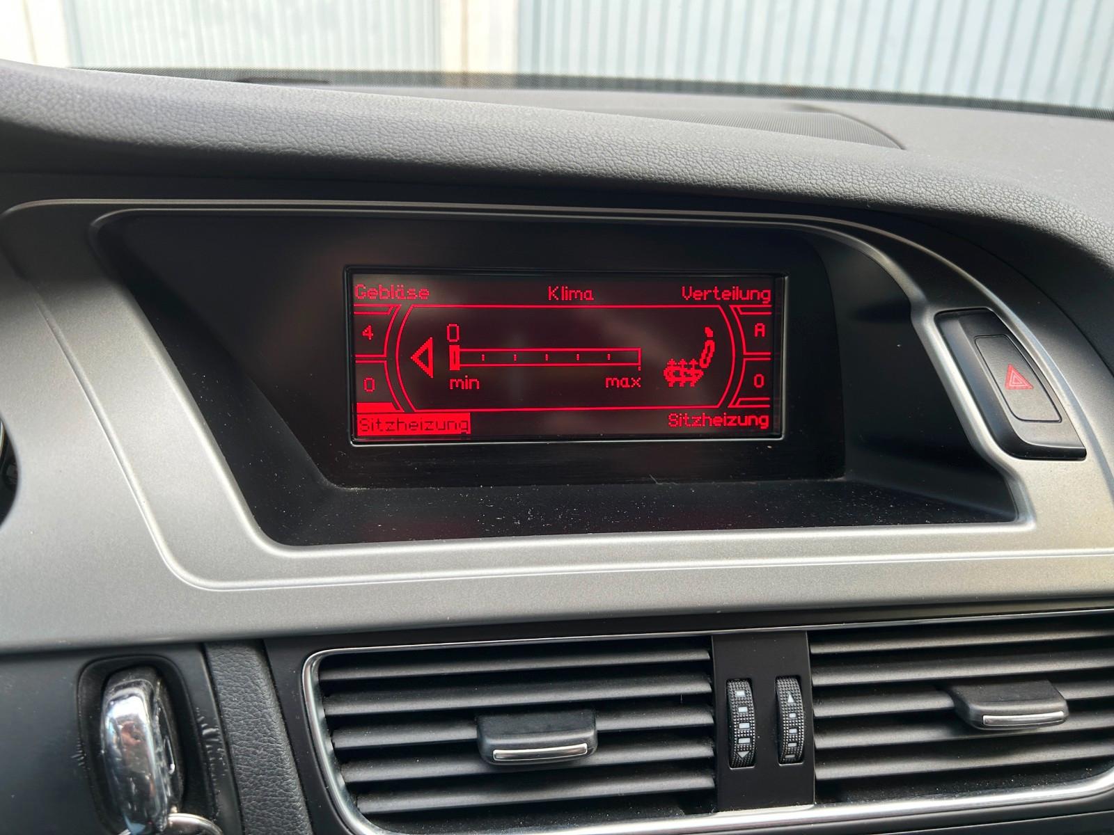 Audi A4 2009 — photo 37