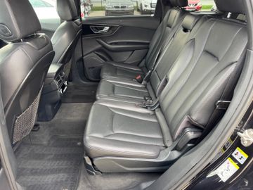 Audi Q7 - 12