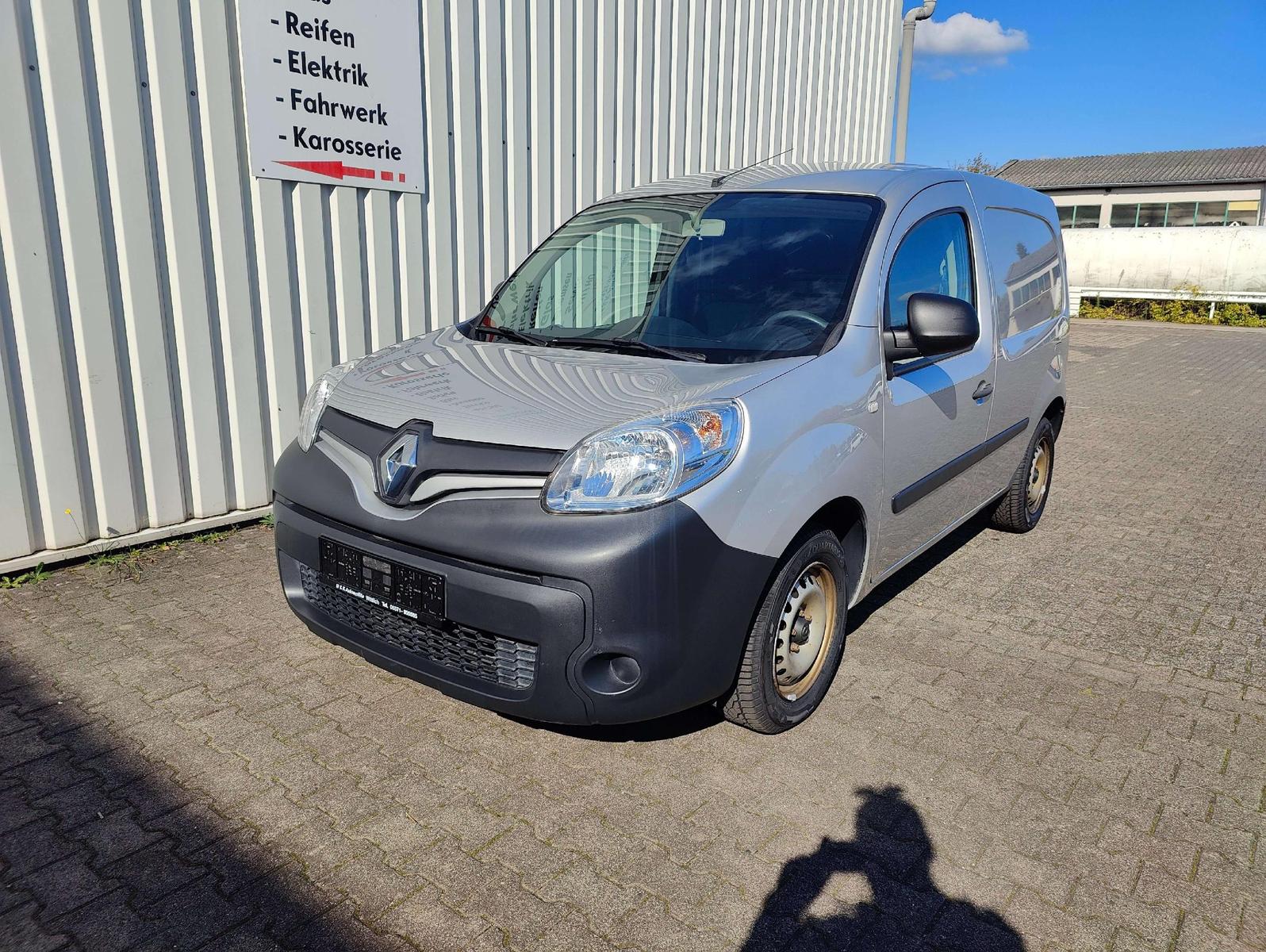 Renault Kangoo Rapid Extra Klima PDC Regalsystem Mwst
