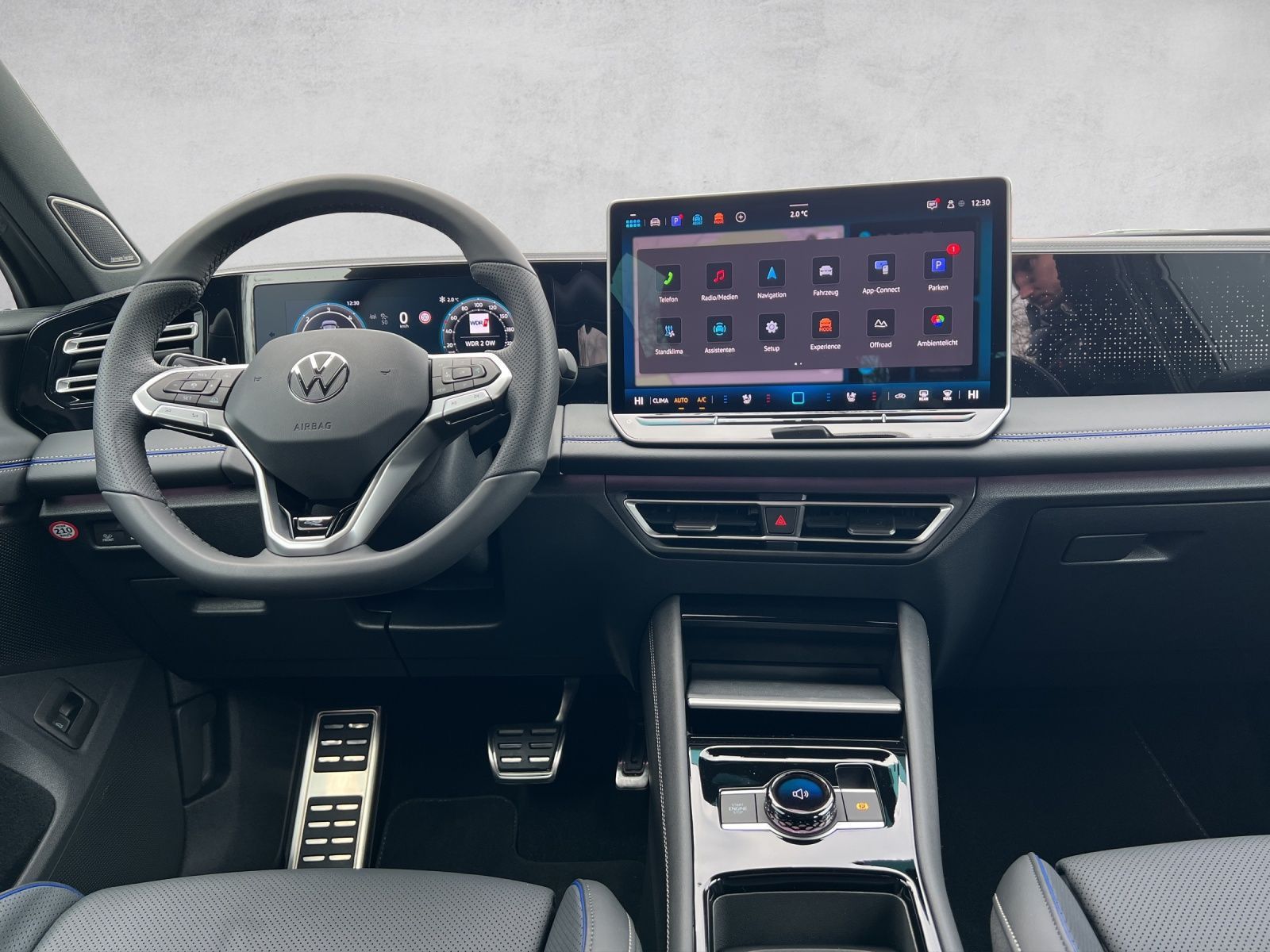 Tiguan R-Line 2.0 TDI 4M DSG Leder*AHK*Black Sty