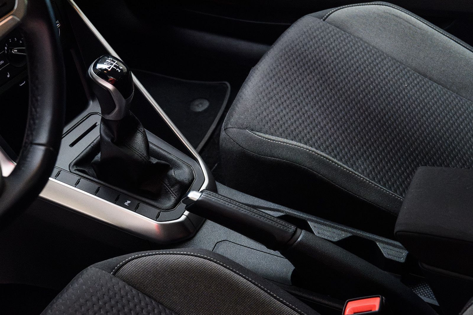 Fahrzeugabbildung Volkswagen Polo VI Life +Sitzheizung  +Allwetter