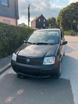 Fiat Panda mit sämtlichen Ersatzteilen - : Ersatzteile
