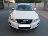 Volvo XC60 D4 **2.Hand-Euro5- Leder-Automatik* - gebrauchte Volvo XC60 aus dem Jahr 2013