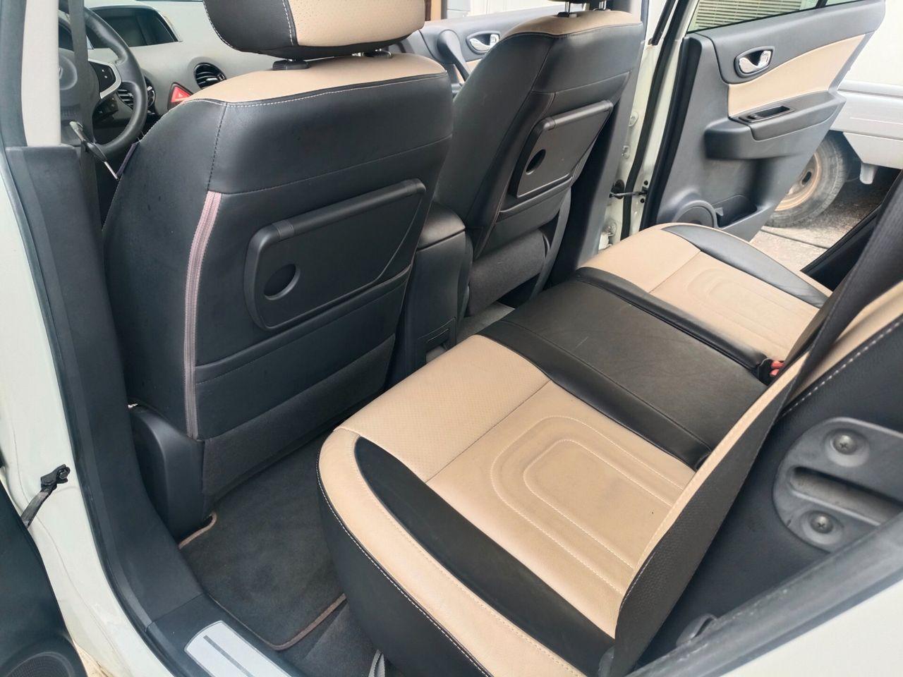 Renault Koleos 2010 — photo 12