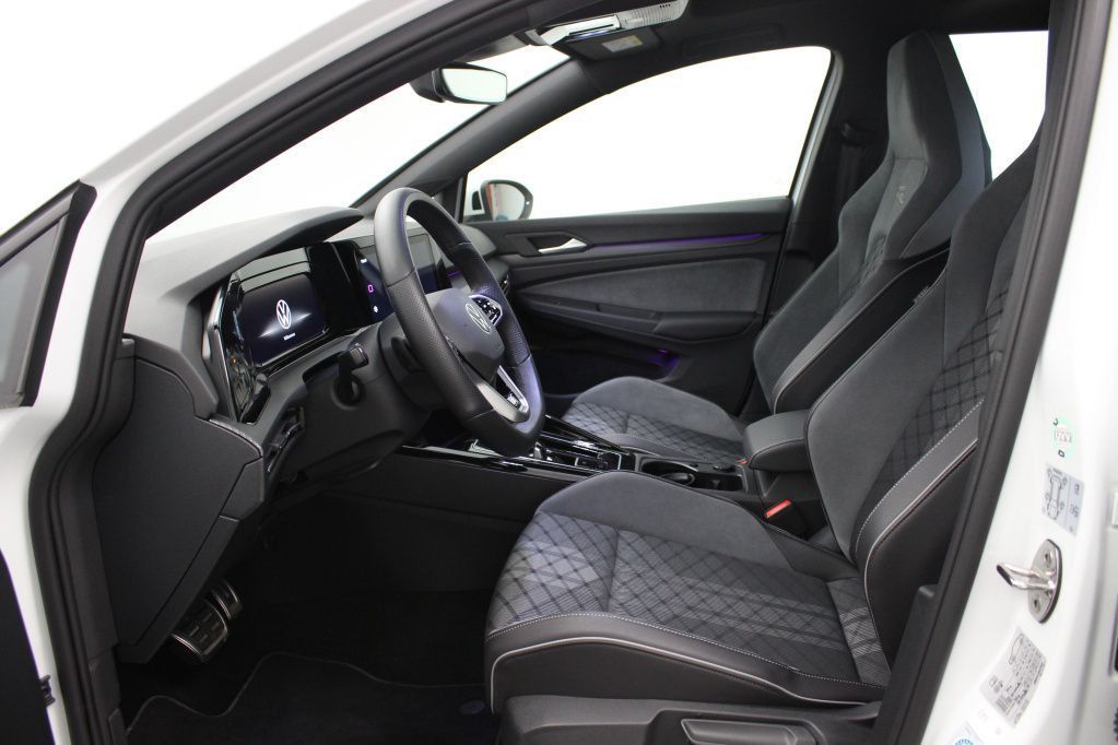 Volkswagen Golf R-Line 2.0 TDI SCR Pano*Tempo*Nav*PDC*Klima