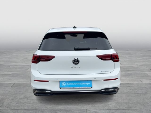 Golf VIII GOAL 1,5 l DSG eHybrid REAR VIEW AKH D