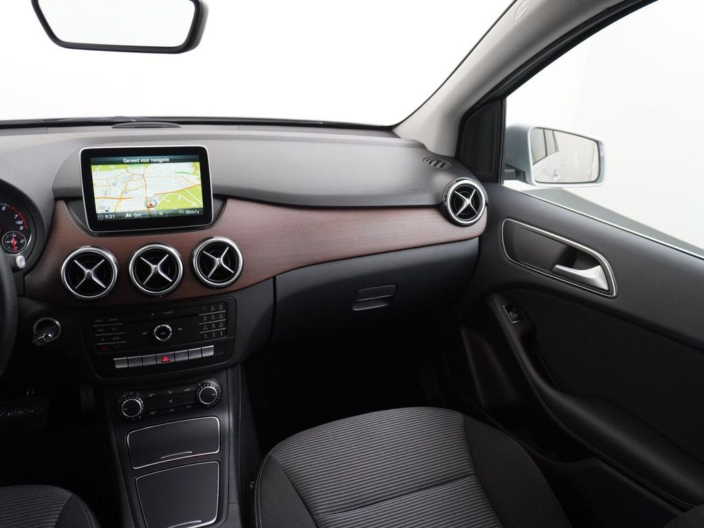 Mercedes-Benz B 180 Ambition Facelift 1e besitzer Händlerwartu