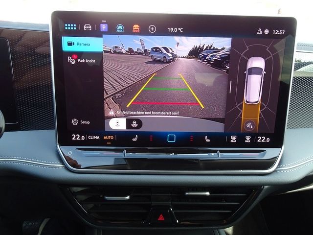 Passat Variant 1.5 eTSI DSG Business "Premium"