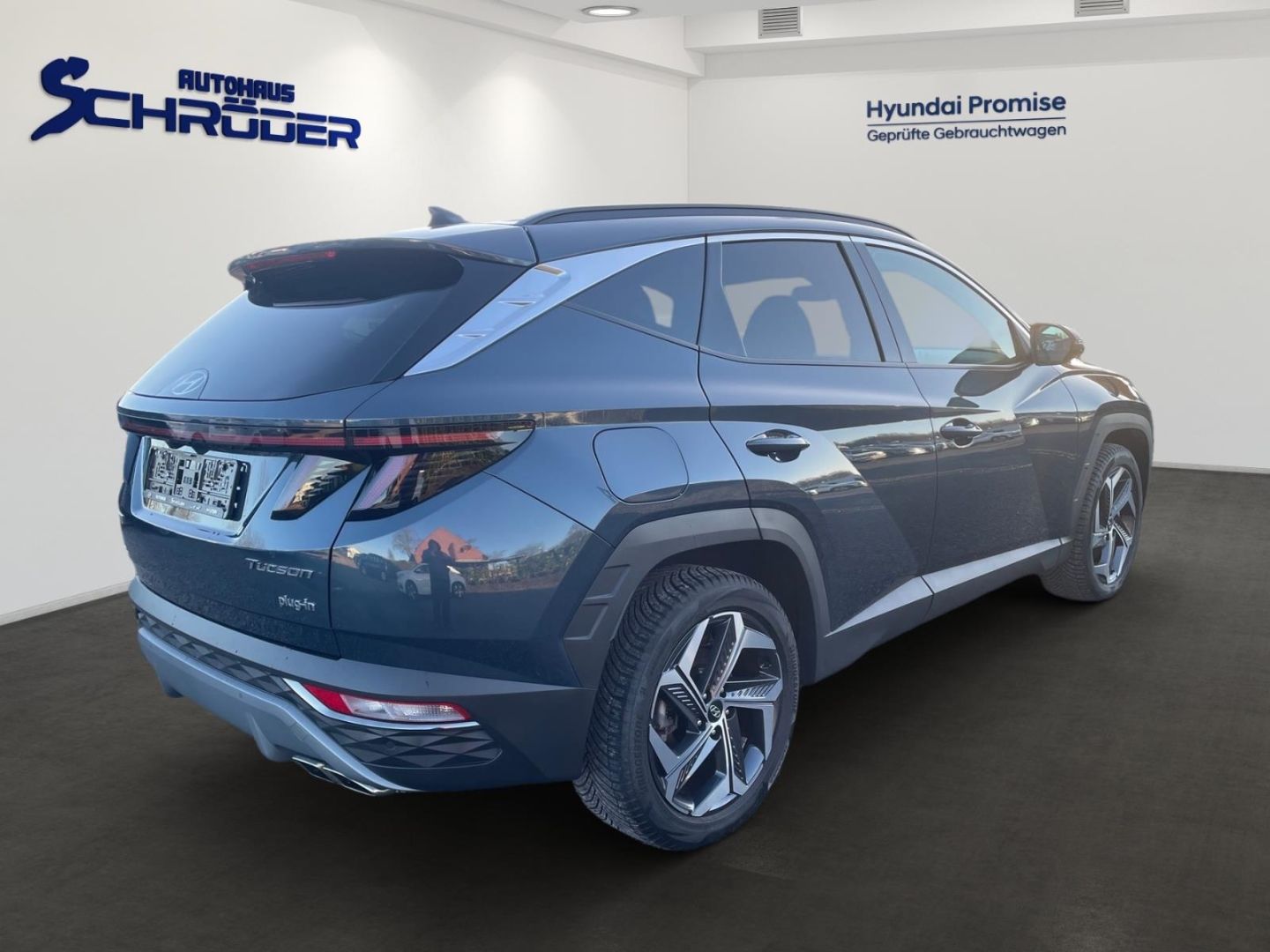 Fahrzeugabbildung Hyundai Tucson 1.6T Prime Plug-In Hybrid 4WD Navi Leder