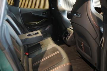 صورة مصغرة 12 لـ 2022 Aston Martin DBX
