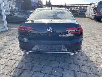 Volkswagen Passat 2.0 TDI Highline NaviLeder