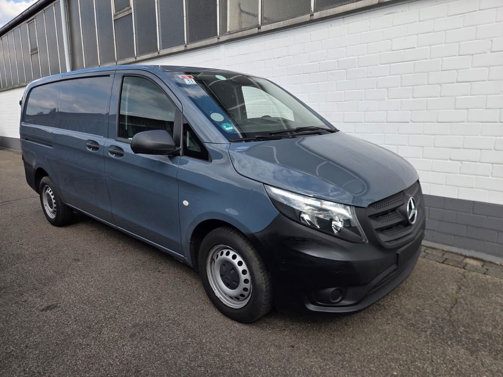 Image of Mercedes-Benz Vito