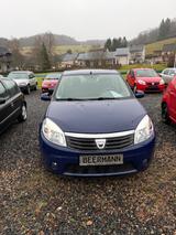 Dacia Sandero Laureate - gebrauchte Dacia Sandero aus dem Jahr 2009