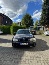 BMW E87 120i - BMW 120 aus 2006: 120i