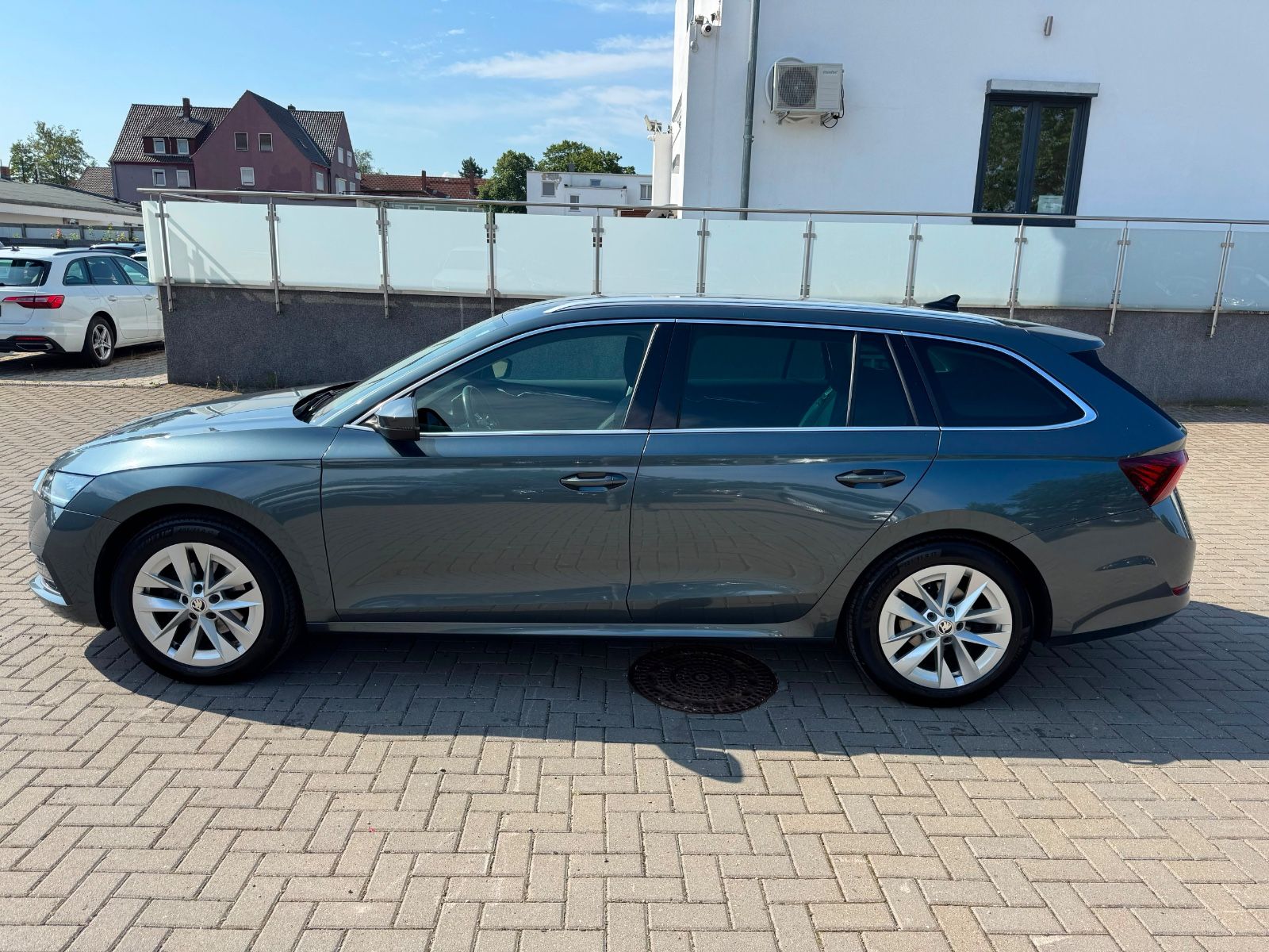 Skoda Octavia - 1
