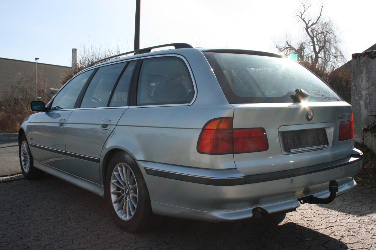 BMW 530d Touring "Edition" "TÜV 01/28"