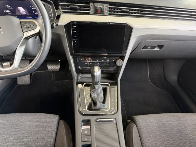 Volkswagen Passat Variant - Bild 11