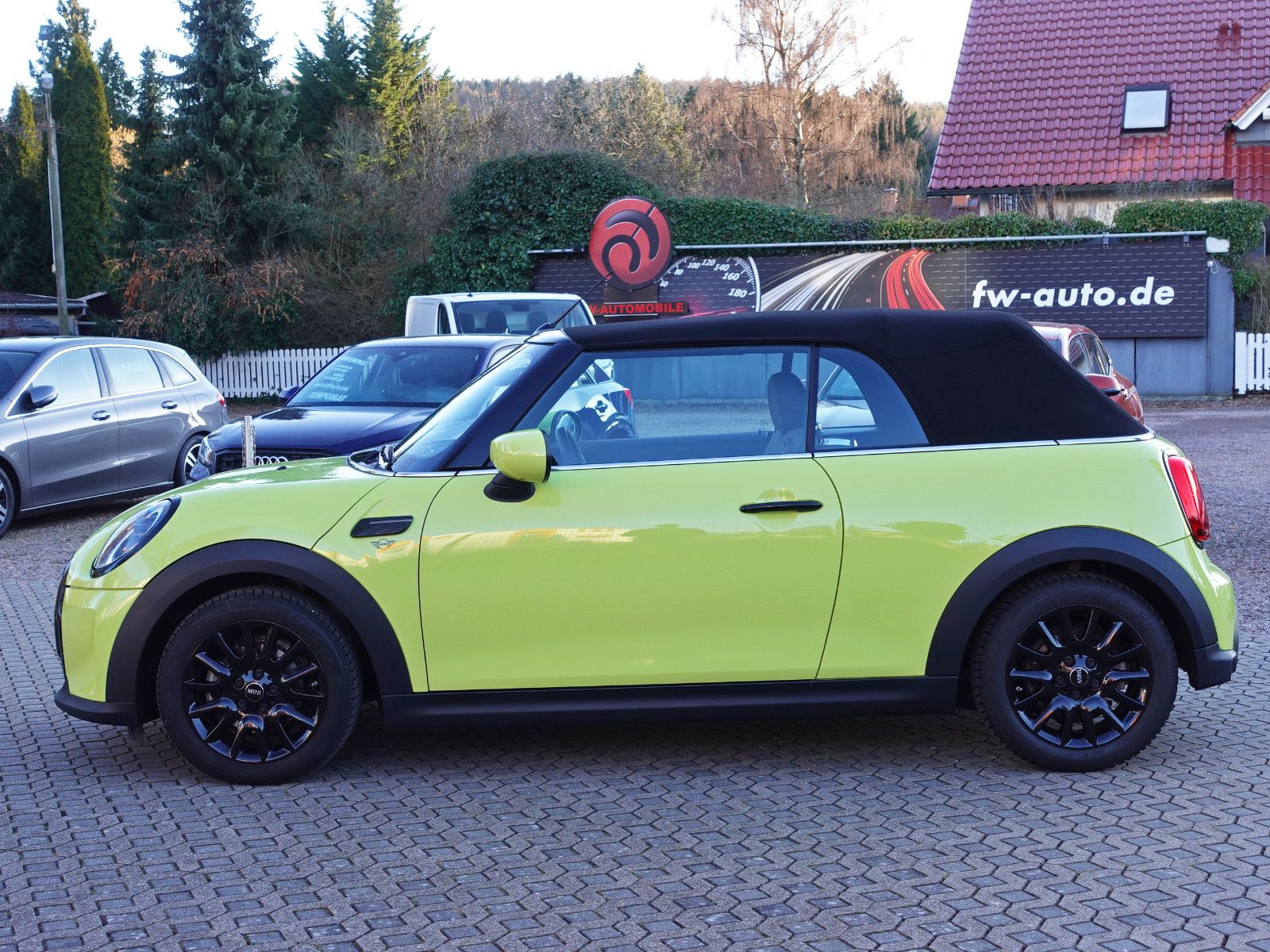 Fahrzeugabbildung MINI Cooper Cabrio Aut. I.Hd Navi CarPlay ZestyYellow