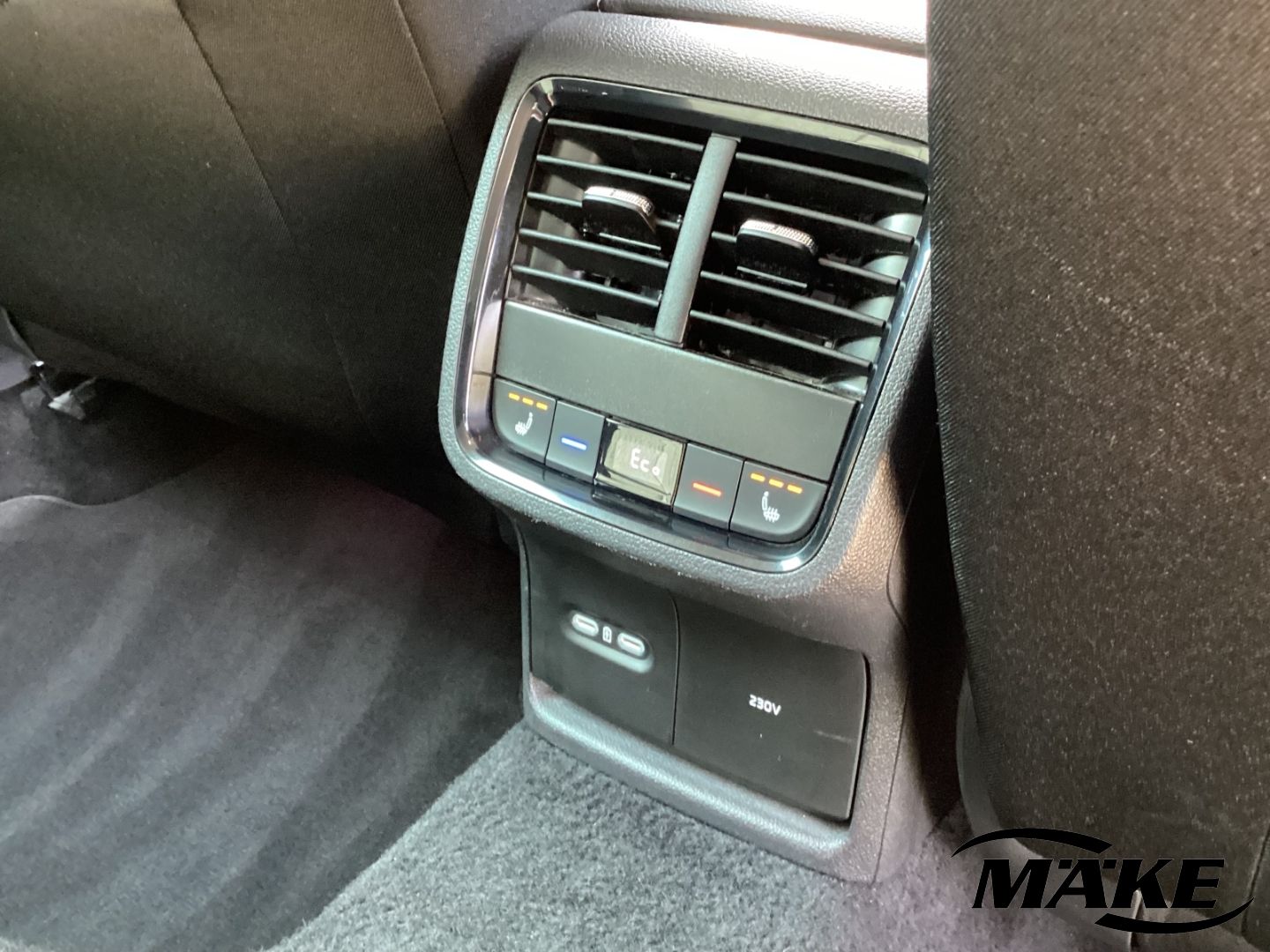 Octavia Combi Clever iV 1.4 TSI DSG AHK ACC LED