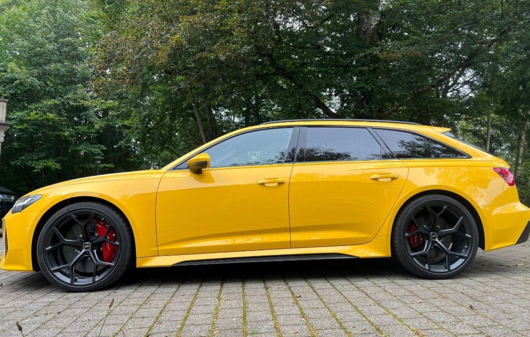 AUDI RS6 PERFO-SONDERFARBE-KERAMIK-305KM/H-VOLL !!!